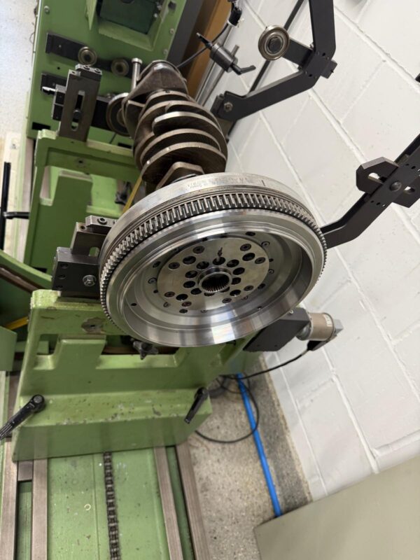 Dynamic Crankshaft Balancing